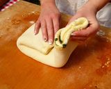 Medvehagymás pogácsa recept fázis 5 fotója