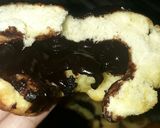 Foto langkah ke 8 dari resep Donat/roti goreng isi selai coklat.