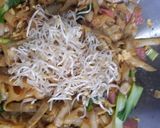 Foto langkah ke 4 dari resep Kwetiaw Goreng.