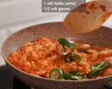 Foto langkah ke 4 dari resep Udang Goreng Balado.