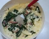 Foto langkah ke 6 dari resep Omelet bayam panggang with cheese and smoke beef (spinach cheese combo with smoke beef).