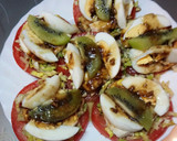 Foto del paso 2 de la receta: Ensalada de tomate y mozzarella