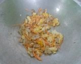 Foto langkah ke 3 dari resep Mie Goreng Pelengkap Nasi Uduk.