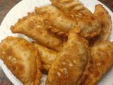 Empanada de carne cortada a cuchillo