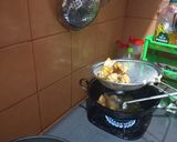 Foto langkah ke 4 dari resep Ayam Goreng Saus Tiram.