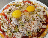 Foto del paso 6 de la receta: Pizza de atún y huevo en sartén