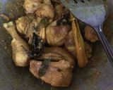 Foto langkah ke 5 dari resep Ayam goreng kuning gurih.