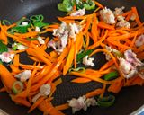 A picture of step 2 of Japanese Egg wrapped Fried Noodle(Omu Yakisoba).
