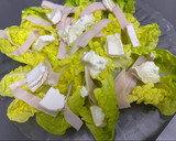 Foto del paso 3 de la receta: Ensalada con pavo y queso de cabra