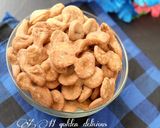 A picture of step 8 of Sweet and spicy crackers.