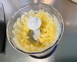 Une image de l'étape 6 de Petits fondants caramélisés à l’ananas, fromage blanc et citron vert.