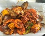 A picture of step 3 of Seafood Bucket.