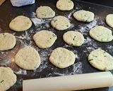 Foto del paso 5 de la receta: Pancitos árabes al verdeo