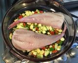 Une image de l'étape 7 de Queues de lottes aux poivrons, courgette et bouillon d'anis.
