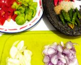 Foto langkah ke 1 dari resep Sambel Pecak.