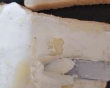 A picture of step 3 of My Ham,Cheese + Salad Sandwich with a kick 😍.