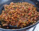 A picture of step 4 of Veg Methi chaman.
