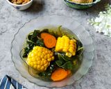 Foto langkah ke 4 dari resep Bening Bayam, Wortel, Jagung.