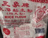 A picture of step 1 of Rice Flour Snack.