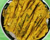 A picture of step 2 of Green Peas & Potato Stuffed Pitha.