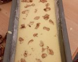 Foto del passaggio 2 della ricetta Plumcake arancia, yogurt e noci... sofficissimo