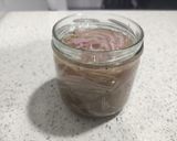 Foto del paso 2 de la receta: Cebolla roja encurtida