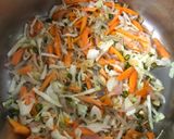 A picture of step 3 of Veg Schezwan Noodles.