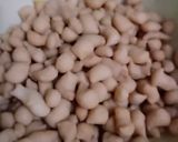 A picture of step 1 of Five ingredients alu pakoriyan.