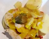 Foto del paso 8 de la receta: Supremas de pollo con papas en salsa curry al vino blanco!