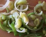 Foto del paso 3 de la receta: Guiso de Tomate y Ajo porro