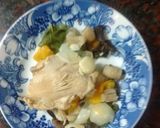 Foto del paso 3 de la receta: Ensalada de pollo, pasta y champiñones frescos