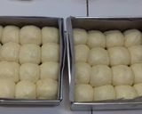Foto langkah ke 4 dari resep Roti Kasur Topping Keju.