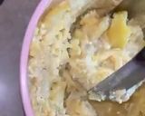 A picture of step 2 of Haggies Dauphinois.