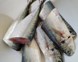 Foto langkah ke 1 dari resep Ikan Dencis Goreng Sambal Terasi.