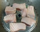 Foto langkah ke 2 dari resep Onigiri tuna mayo.