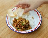 Foto langkah ke 4 dari resep Orak-Arik Tahu Telur Devina Hermawan.