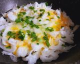 Hình bước làm 2 của món Bánh phở chiên trứng