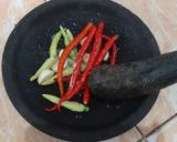 Foto langkah ke 1 dari resep Trancam Latoh(rumput laut) dg ikan panggang pe dan mangga muda.