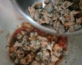 Foto langkah ke 3 dari resep Tumis Kerang Dara Pedas Manis.