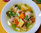 Foto langkah ke 7 dari resep Sop Ayam Ala Pak Min Klaten. Segar dan Enak, Wajib Dicoba.