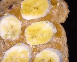صورة لخطوة 1 من وصفة اسهل فطور سريع بالتوست 🥪