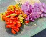 Foto langkah ke 1 dari resep Tumis Pepaya Saus Tiram.