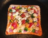 A picture of step 4 of Bread Pizza.