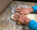 Hình bước làm 4 của món Cách nhồi bột bánh Mì bằng tay
