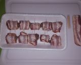 A picture of step 2 of Bacon wrapped chicken livers.