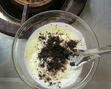 รูปขั้นตอนการทำที่ 2 ของ Cookie&cream ice cream yogurt(วัตถุดิบ2อย่าง)