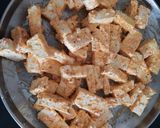 A picture of step 3 of Dhaba style paneer tikka masala.