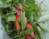 Foto langkah ke 3 dari resep Pepes pindang kemangi.