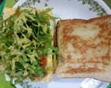 Gambar langkah 5 resipi Sandwich Daging Burger Special.