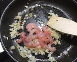 Foto del paso 3 de la receta Pasta con gambas y almejas. Receta para comer en la terraza 💕😋🏖🏖
